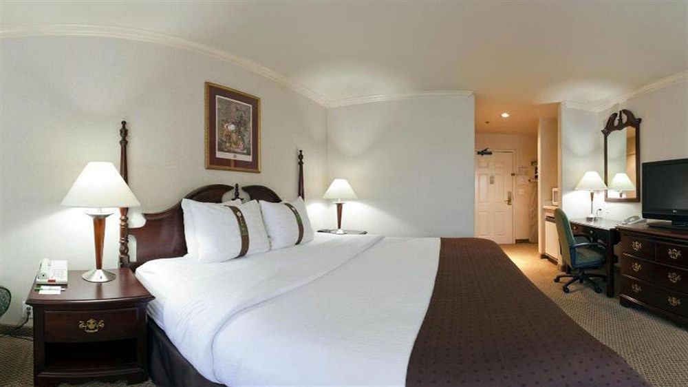 Holiday Inn Selma - Swancourt Eksteriør billede
