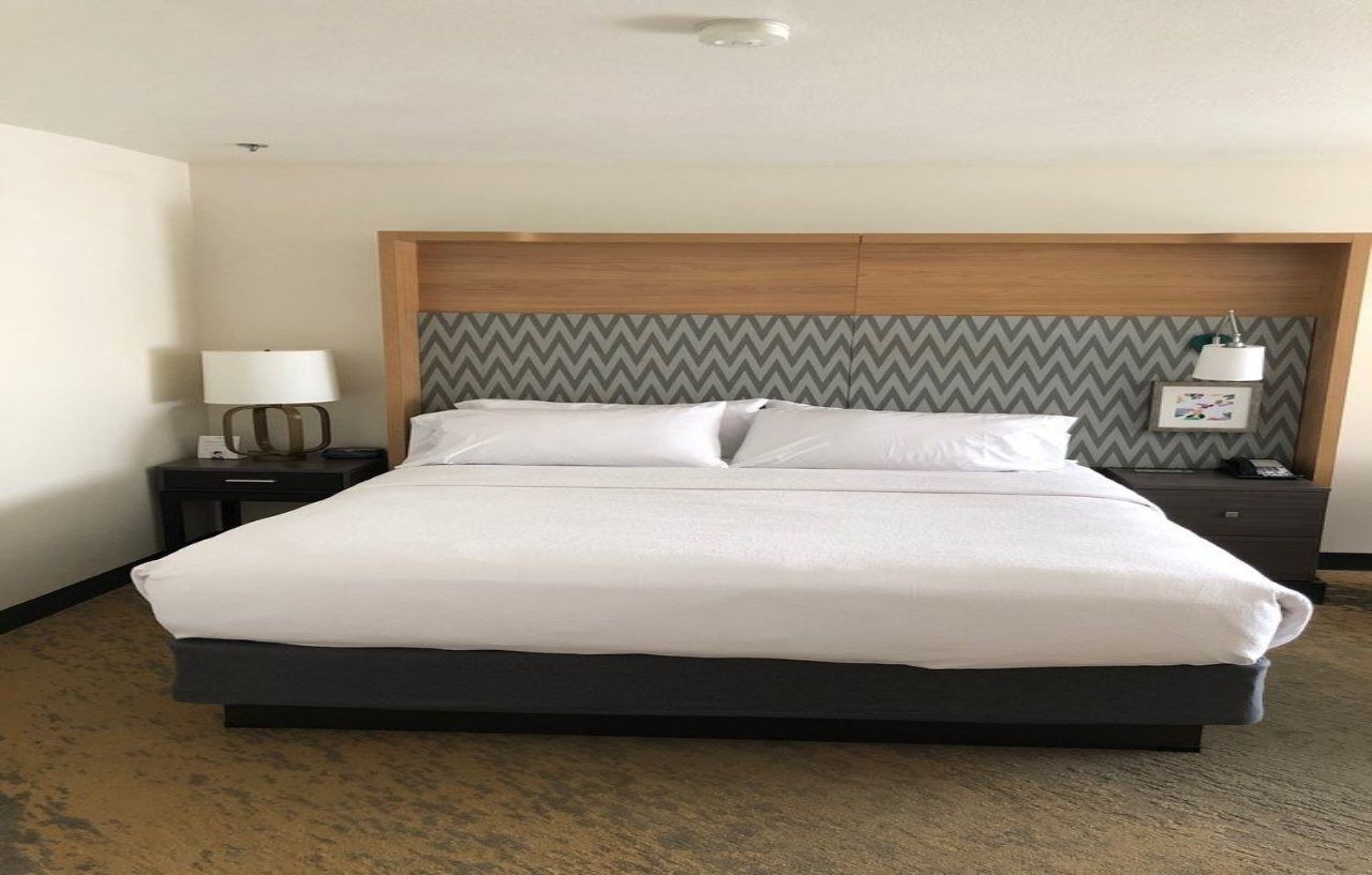 Holiday Inn Selma - Swancourt Eksteriør billede